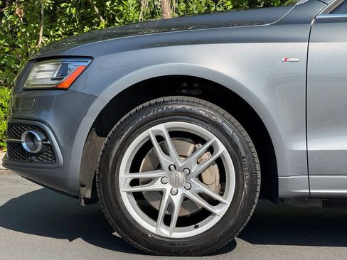 Used 2016 Audi Q5 3.0T Premium Plus w/ Technology Package AWD/4WD image 4