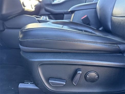 Used 2020 Ford Escape SEL image 12