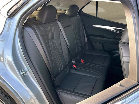 New 2026 Buick Envision Avenir image 11