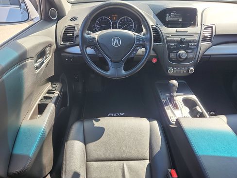 Used 2018 Acura RDX AWD image 11
