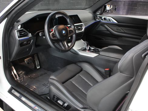 Used 2023 BMW M4 Competition image 36