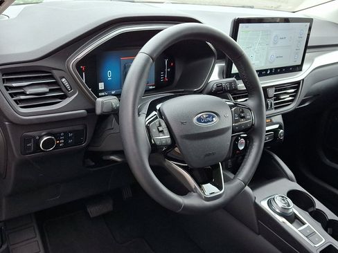 Certified 2024 Ford Escape Active w/ Tech Pack #1 AWD/4WD image 17