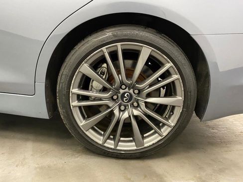 Used 2014 INFINITI Q50 AWD w/ Deluxe Touring Package image 17