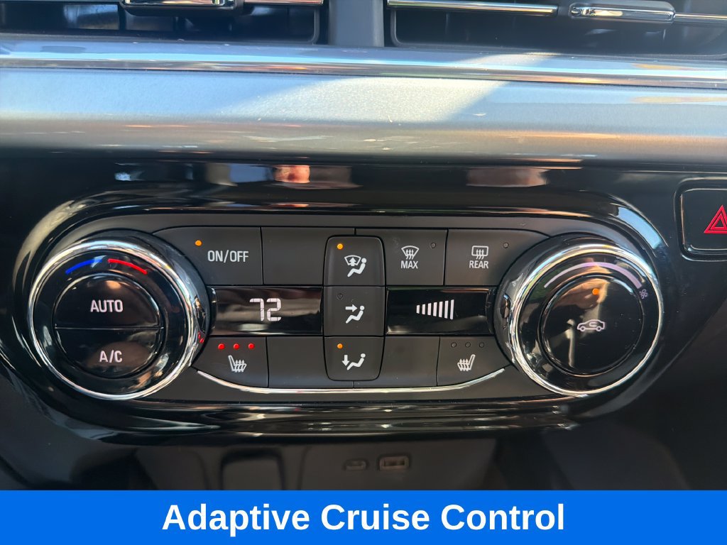 Used 2024 Chevrolet Trax LT w/ Driver Confidence Package FWD image 17