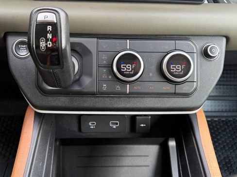 Used 2020 Land Rover Defender 110 SE image 58