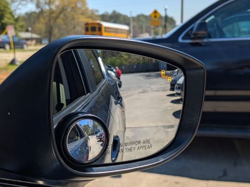 Used 2018 MAZDA CX-5 Touring w/ Preferred Equipment Package image 2