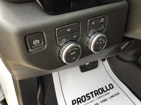 New 2026 GMC Sierra 3500 SLE w/ SLE Value Package image 11