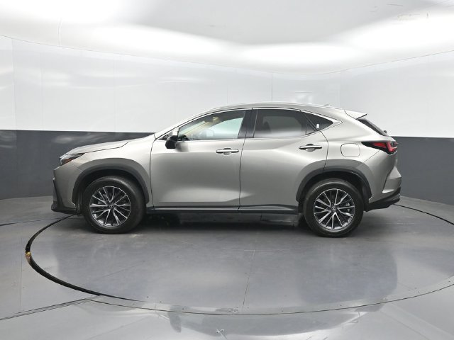 Used 2025 Lexus NX 250 FWD w/ Accessory Package (Z1) image 2