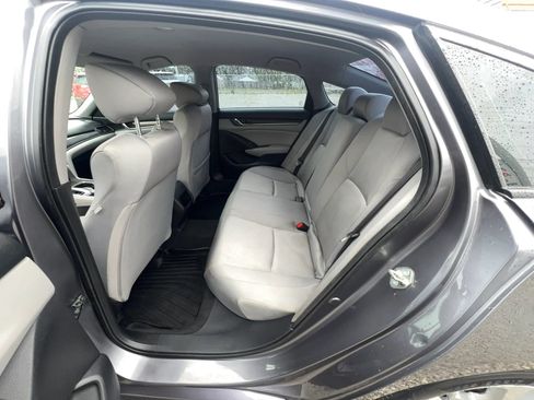 Used 2020 Honda Accord LX image 9