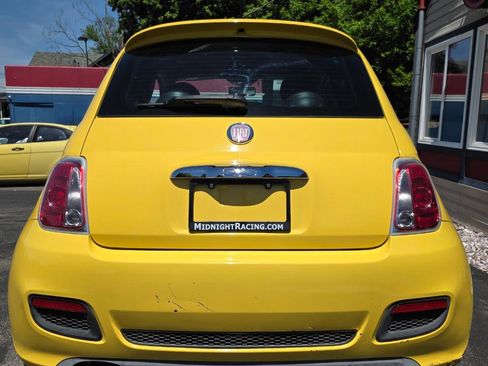 Used 2012 FIAT 500 Sport w/ Safety & Convenience Pkg FWD image 4