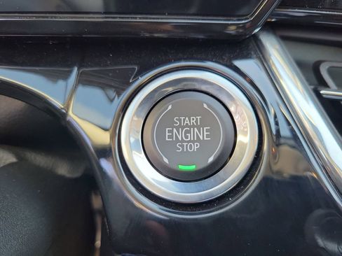 Used 2025 Chevrolet Trax ACTIV w/ Driver Confidence Package image 32