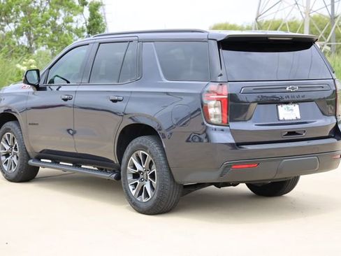 Used 2023 Chevrolet Tahoe Z71 w/ Luxury Package AWD/4WD image 6