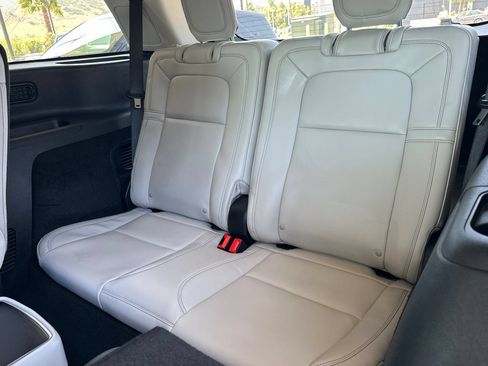 New 2026 Lincoln Aviator Reserve AWD/4WD image 14