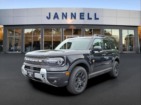 New 2025 Ford Bronco Sport Badlands w/ Badlands Tech Package image 1