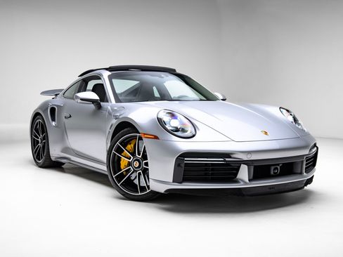 Used 2021 Porsche 911 Turbo S image 22
