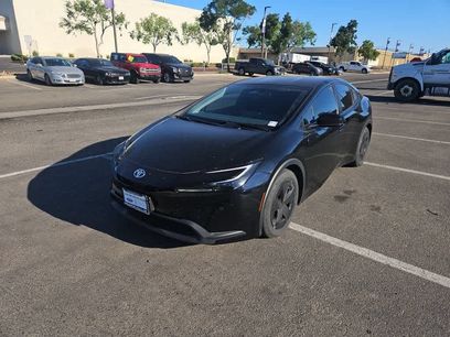 Used 2023 Toyota Prius LE