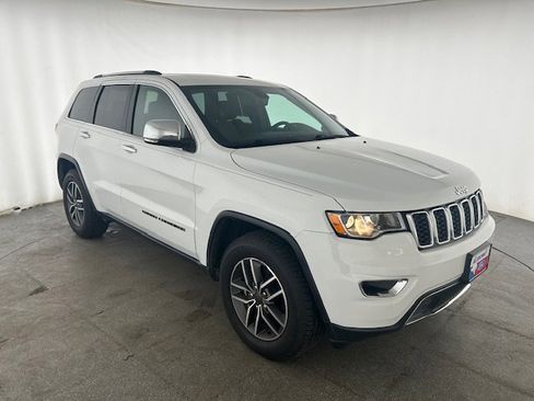 Used 2020 Jeep Grand Cherokee Limited w/ Luxury Group II RWD image 3
