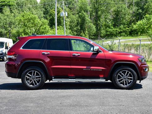 Certified 2021 Jeep Grand Cherokee Limited w/ Premium Lighting Group AWD/4WD image 2