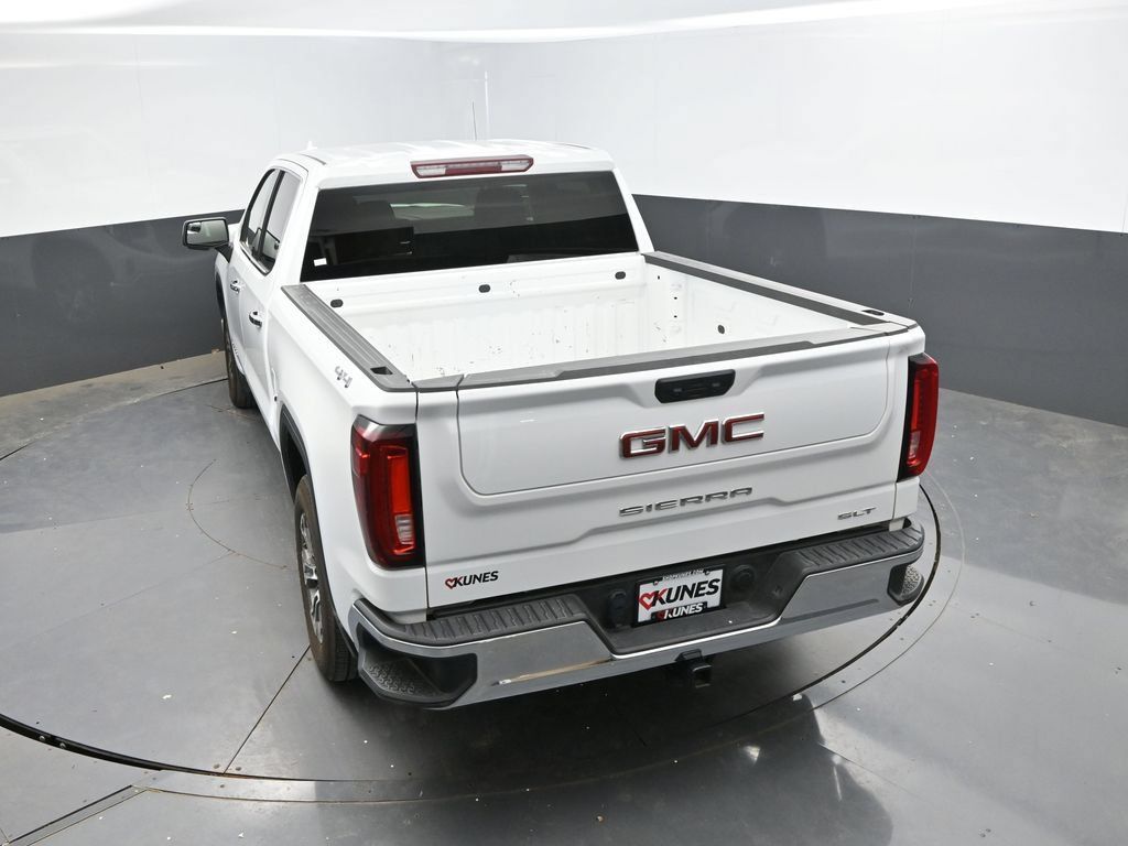 Used 2025 GMC Sierra 1500 SLT AWD/4WD image 30
