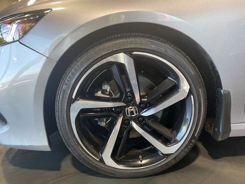 Used 2022 Honda Accord Sport image 7