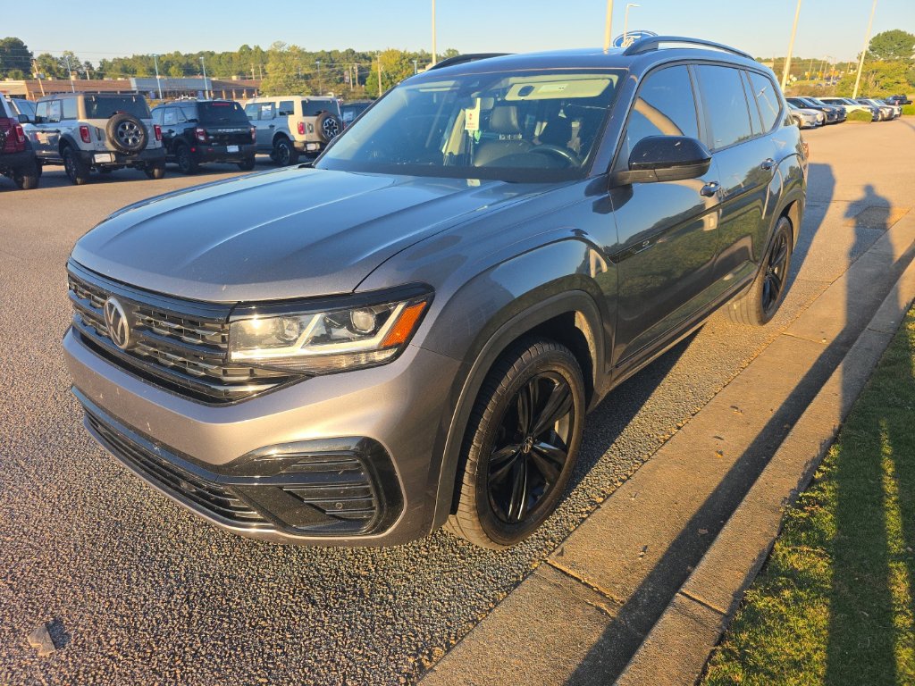 Used 2022 Volkswagen Atlas SEL R-Line AWD/4WD image 1