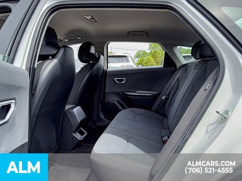 Used 2025 Kia K4 FWD image 11