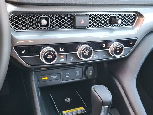 New 2026 Acura Integra FWD image 19