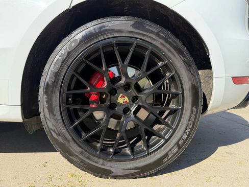 Used 2017 Porsche Macan GTS AWD/4WD image 14