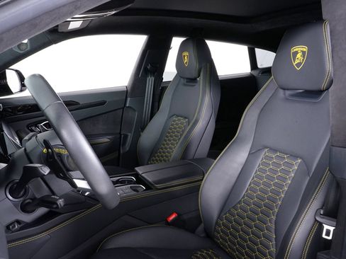 Used 2023 Lamborghini Urus S AWD/4WD image 26