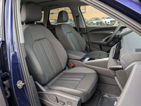 New 2025 Audi Q5 Premium image 10