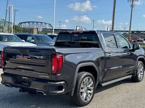 Used 2022 GMC Sierra 1500 Denali w/ Denali Reserve Package AWD/4WD image 6