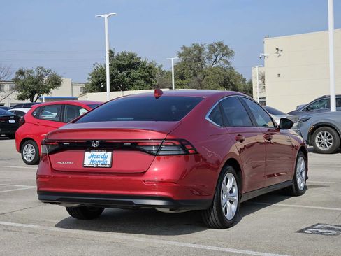 Certified 2025 Honda Accord LX image 6