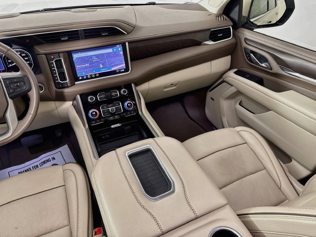 Used 2021 GMC Yukon Denali RWD image 30