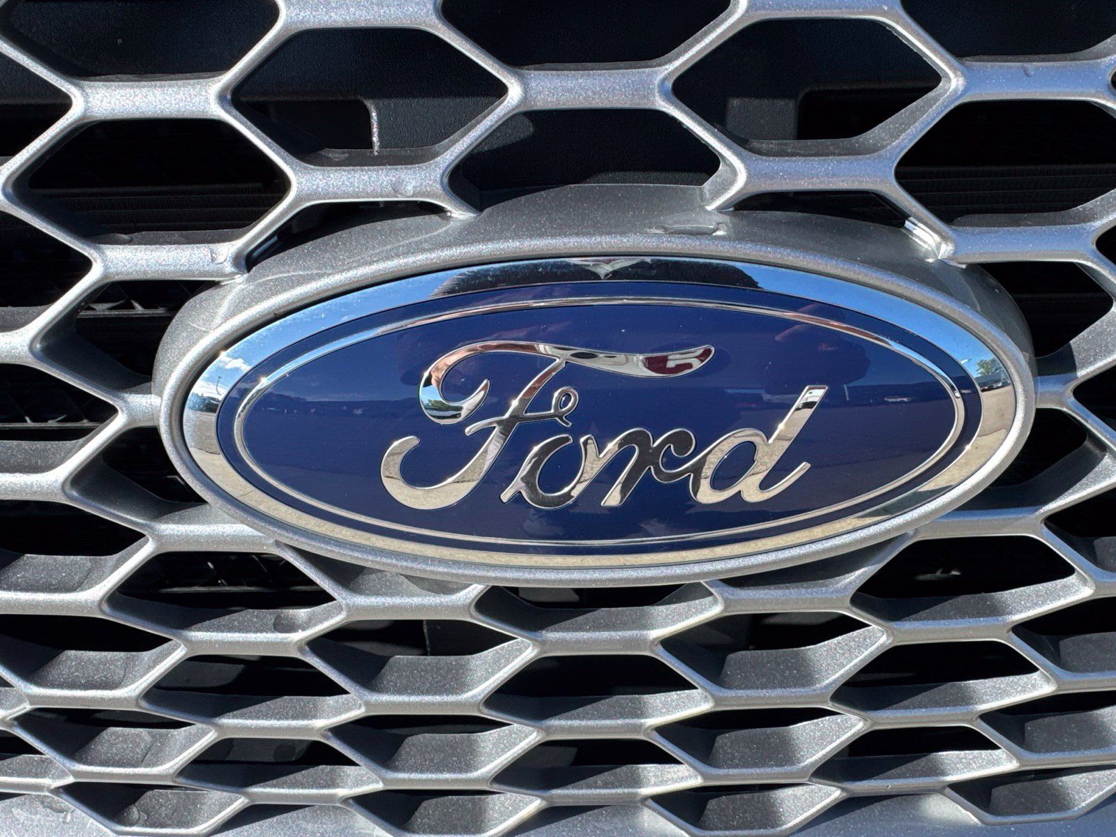 Certified 2024 Ford Edge SEL w/ Convenience Package AWD/4WD image 13