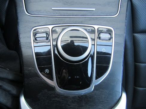 Used 2019 Mercedes-Benz C 300 Sedan image 51