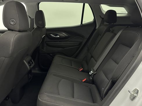 Used 2023 GMC Terrain SLE w/ Driver Convenience Package image 27