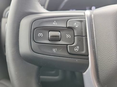Used 2024 GMC Yukon XL SLT w/ SLT Luxury Package AWD/4WD image 25