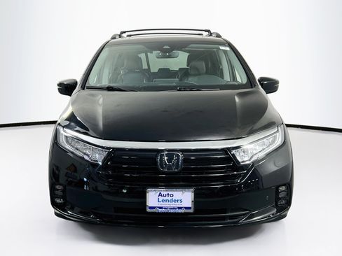 Used 2023 Honda Odyssey Touring image 2