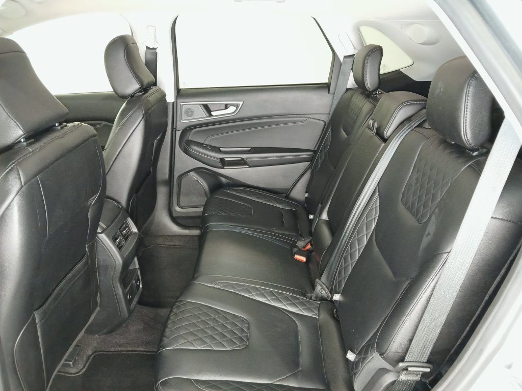 Used 2024 Ford Edge Titanium AWD/4WD image 12