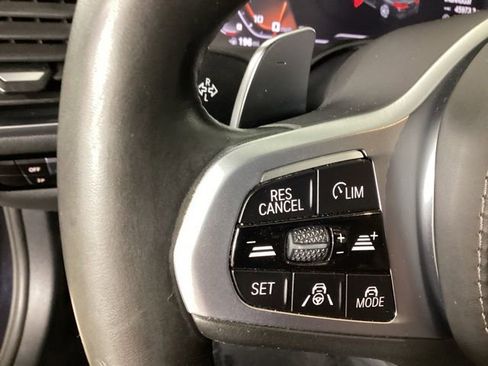 Used 2019 BMW M850i xDrive Coupe w/ M Carbon Exterior Package AWD/4WD image 21