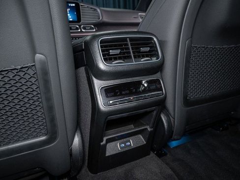 Certified 2025 Mercedes-Benz GLS 450 4MATIC image 25