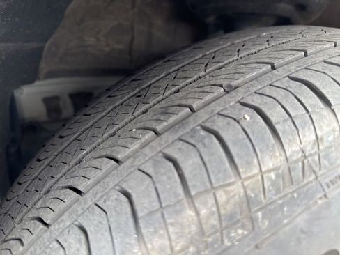 Used 2023 Toyota Corolla Cross LE w/ Moonroof Package image 47