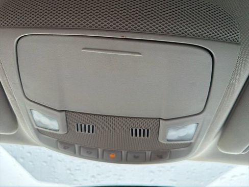 Used 2016 Ford Fusion SE image 32