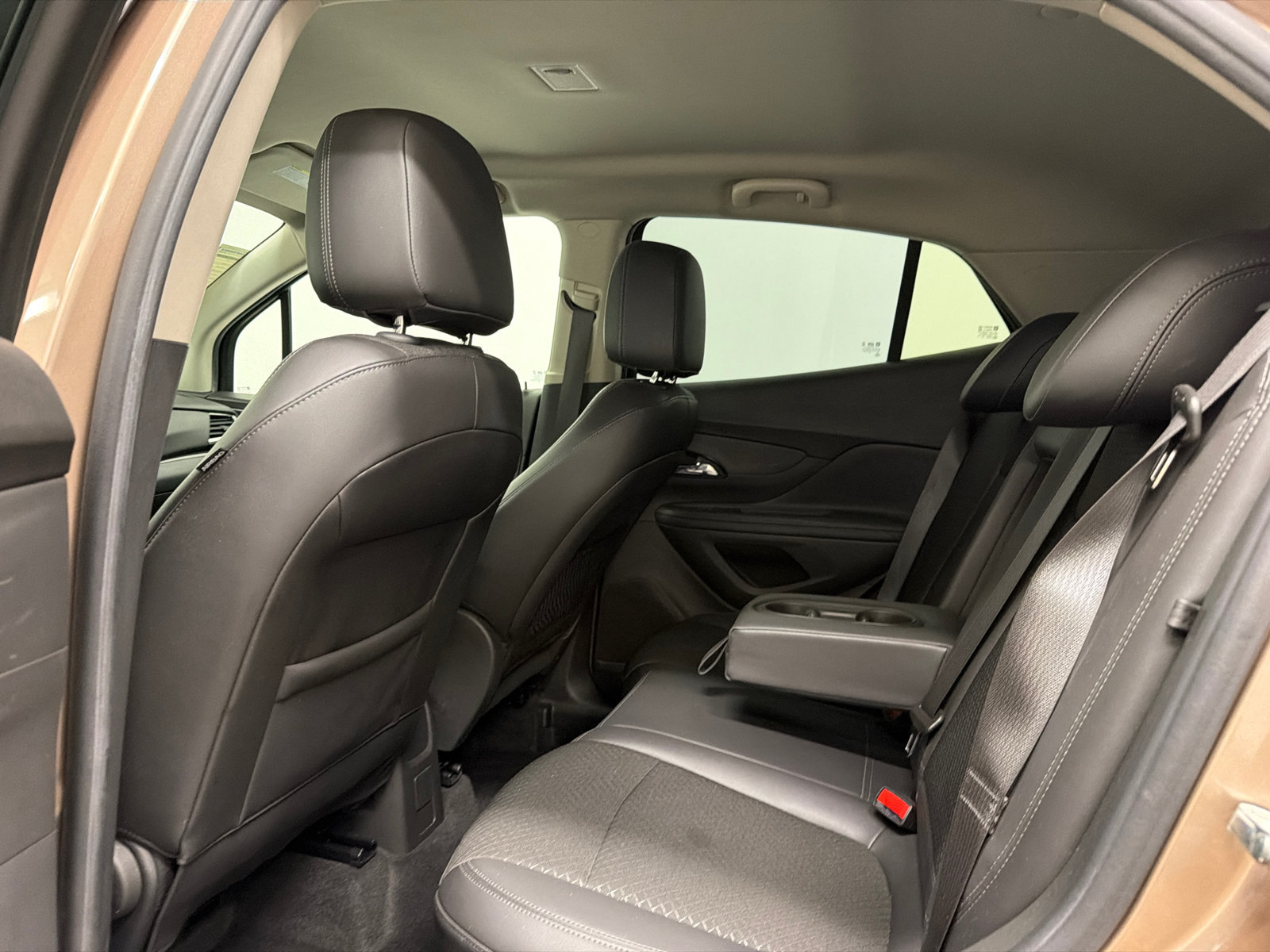 Used 2019 Buick Encore Sport Touring FWD image 13