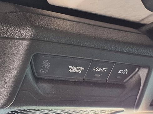 Used 2025 Jeep Gladiator Sport AWD/4WD image 20