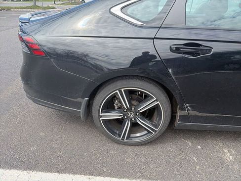 Used 2023 Honda Accord Sport image 12