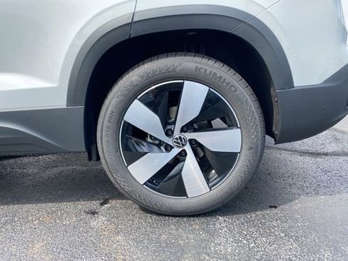 New 2025 Volkswagen Taos S image 13