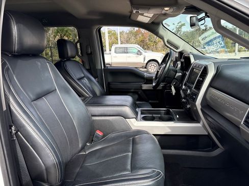 Used 2020 Ford F250 Lariat image 29