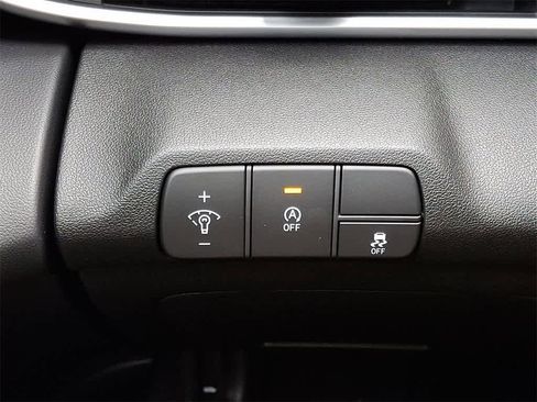 New 2026 Hyundai Elantra SE image 14