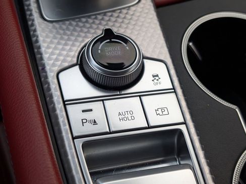 Used 2023 Genesis G70 2.0T w/ Sport Prestige Package image 27